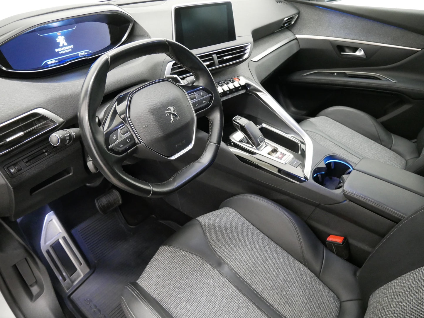Peugeot 5008 1.2 PureTech 96kW 7 míst
