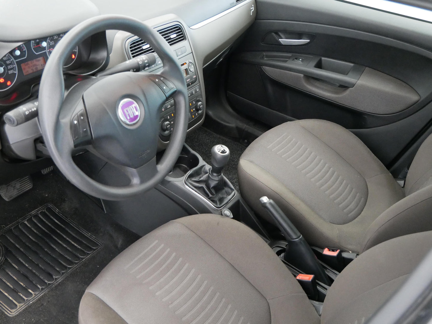 Fiat Grande Punto 1.4i 57 kW Automat