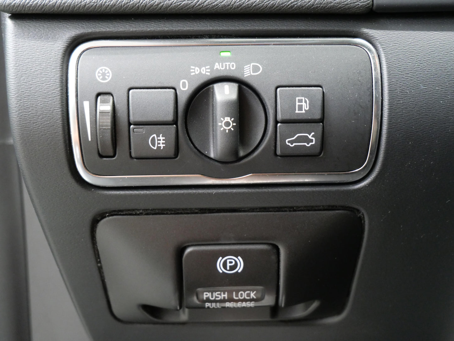 Volvo V60 1.6 132 kW Momentum
