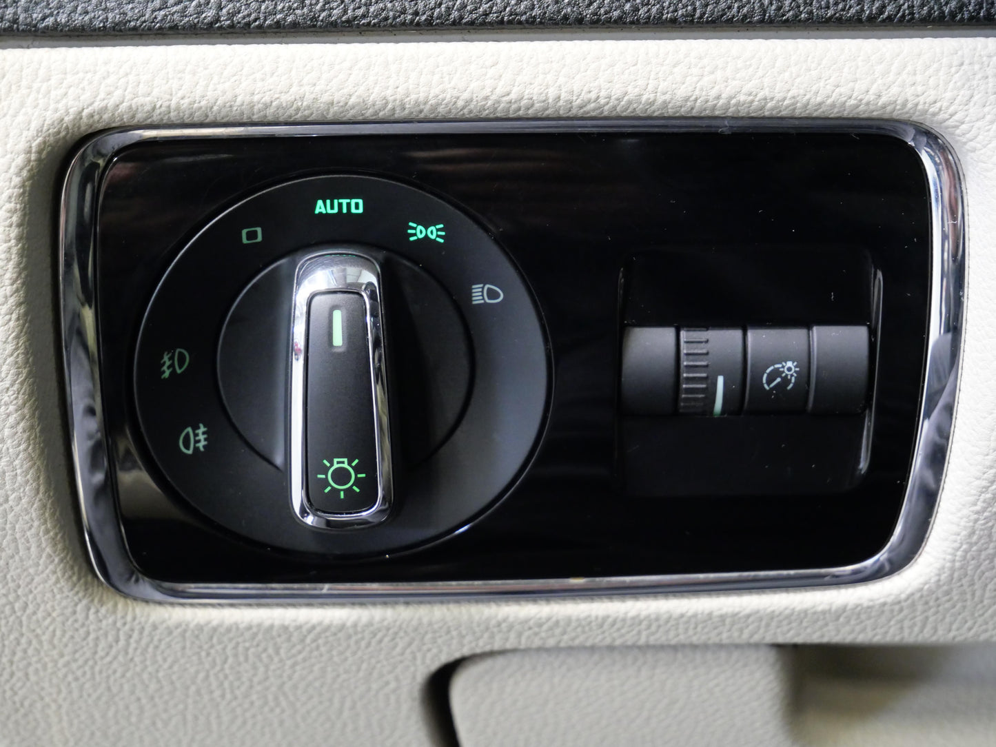 Škoda Superb 2.0 TDI 125 kW 4x4 Elegance