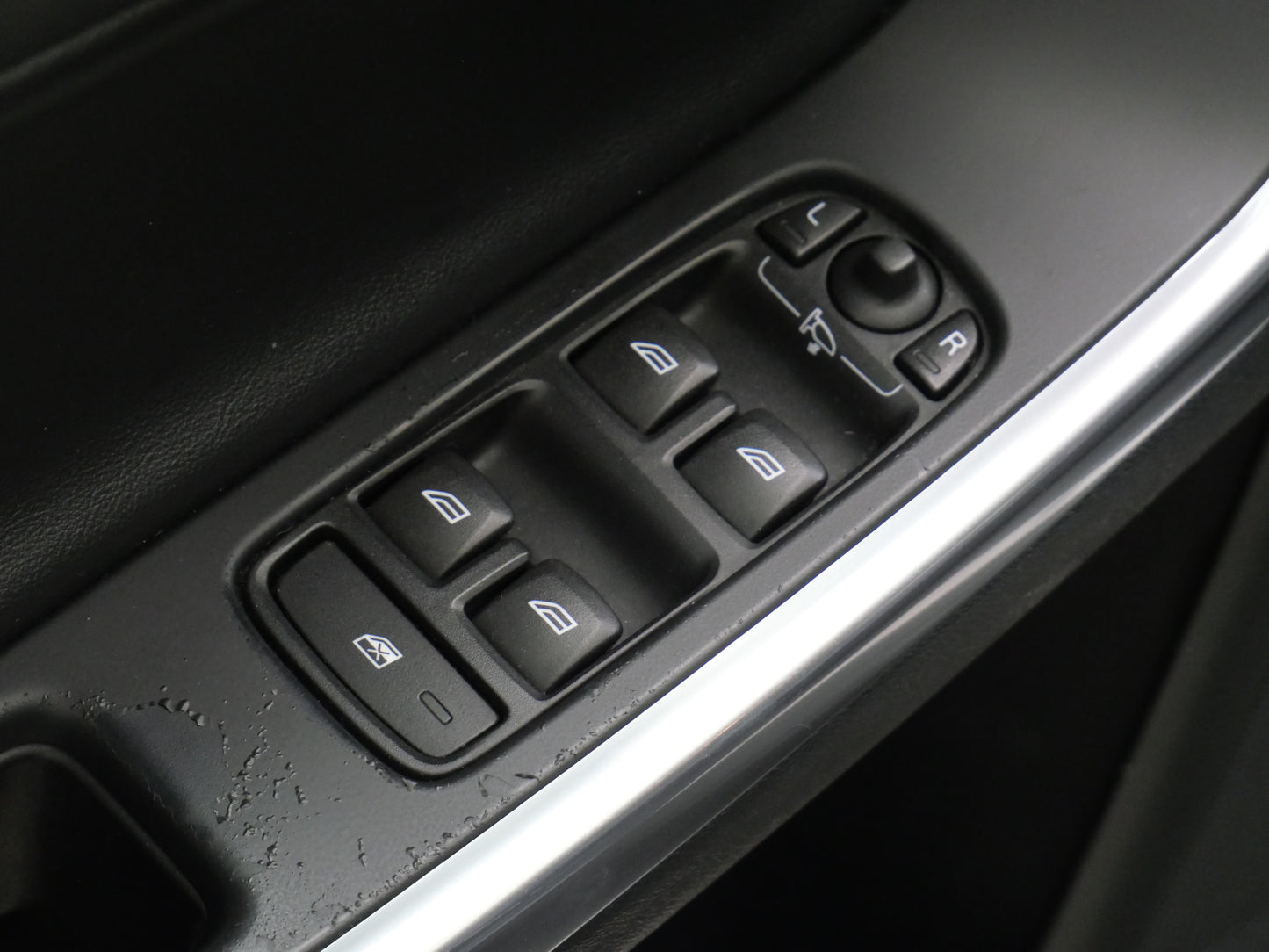 Volvo V60 D4 133 kW Drive-E Summum