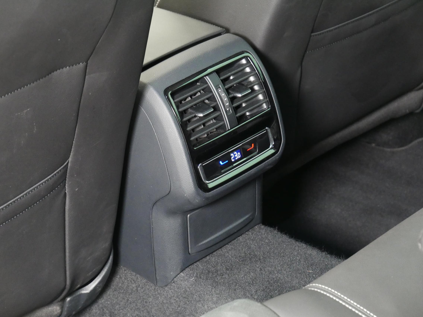 Volkswagen Passat 2.0 TDI 147 kW Elegance