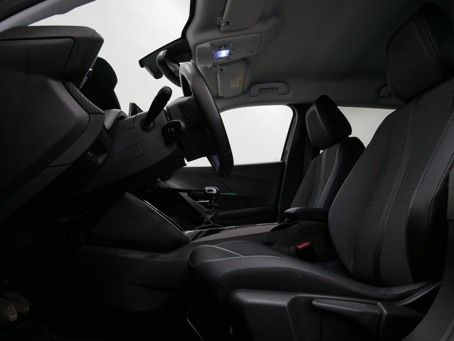Peugeot 2008 1.2 PureTech 74 kW Allure
