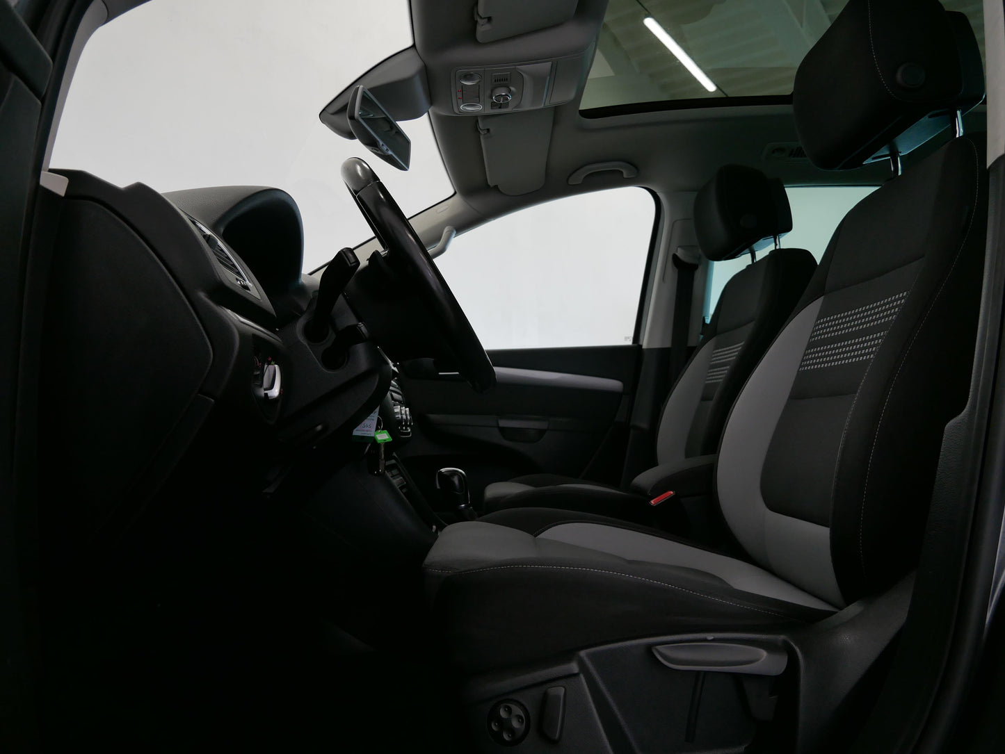 Volkswagen Sharan 2.0 TDI 130 kW DSG LIFE PLUS