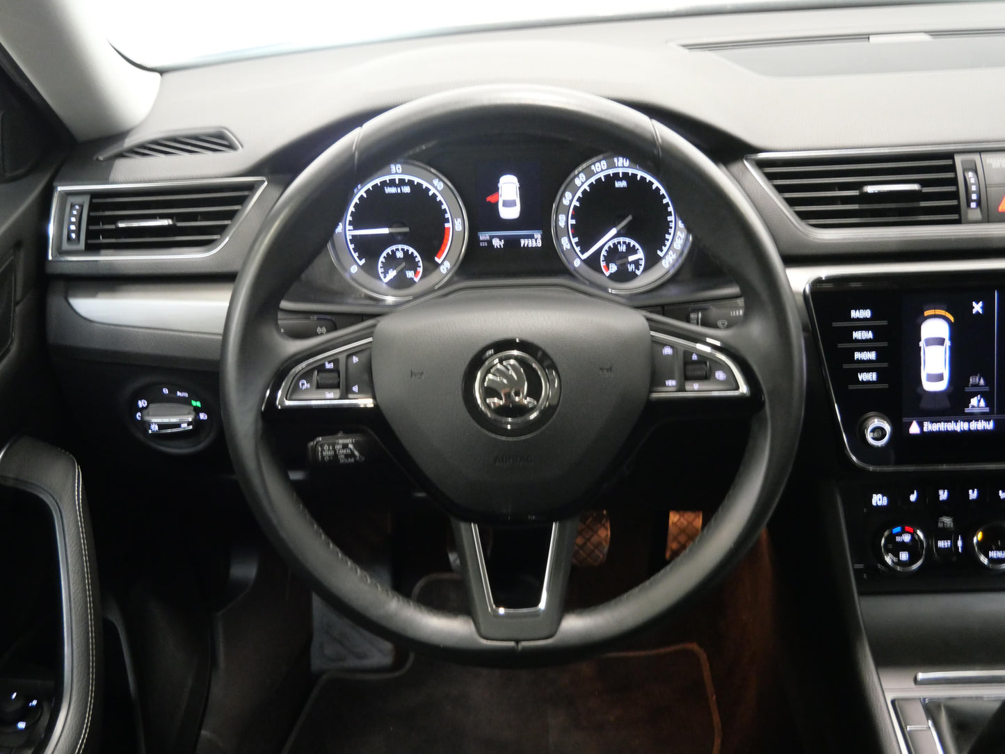 Škoda Superb 2.0 TDI 110 kW Style