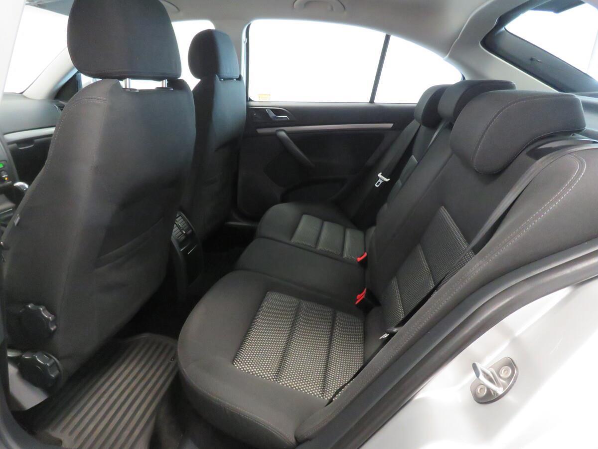 Škoda Octavia 1.6 MPI 75 kW ELEGANCE
