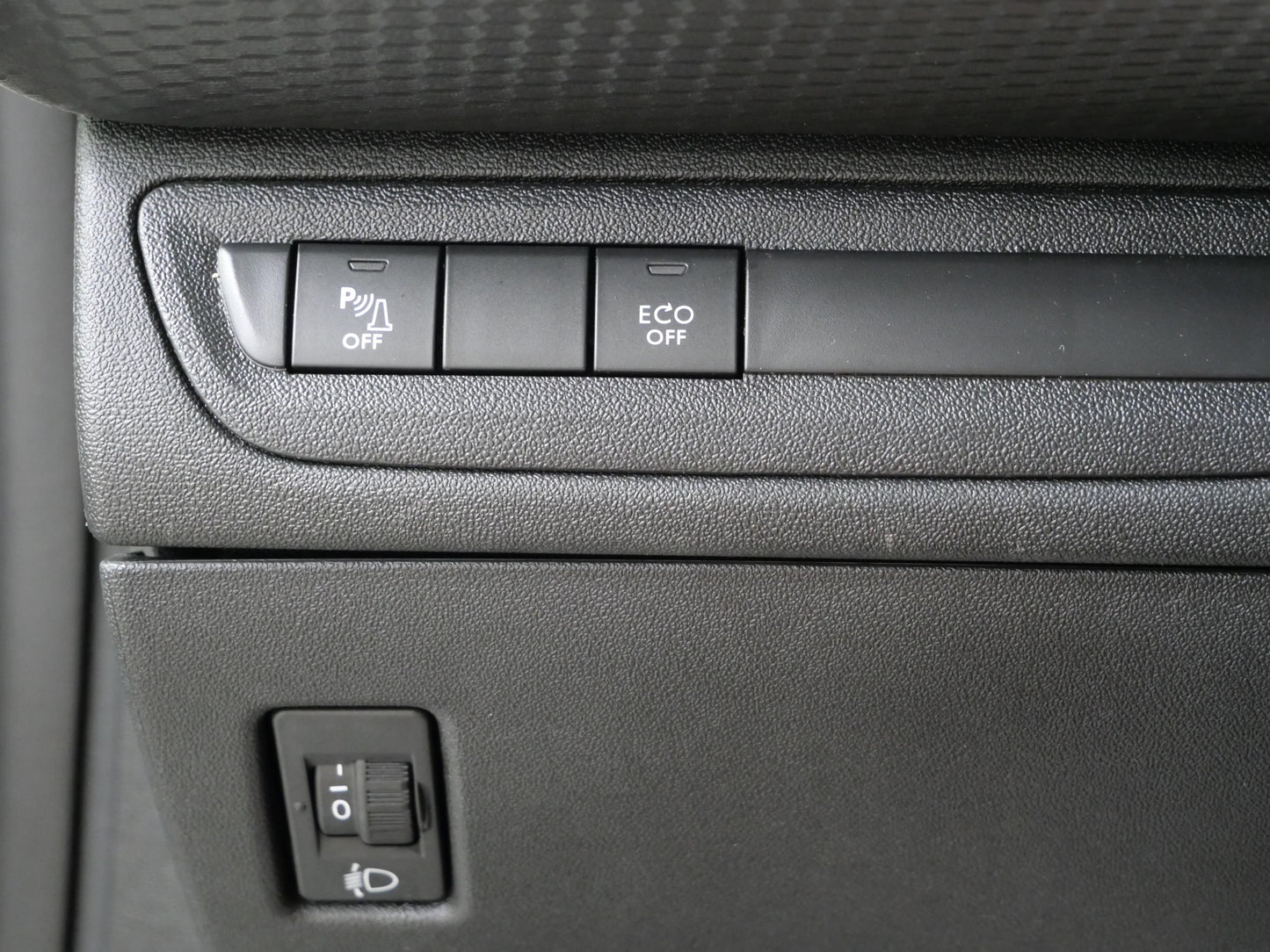 Peugeot 2008 1.2 PureTech 81 kW Active