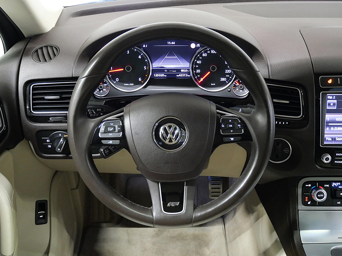 Volkswagen Touareg 3.0 TDI V6 193 kW R-line