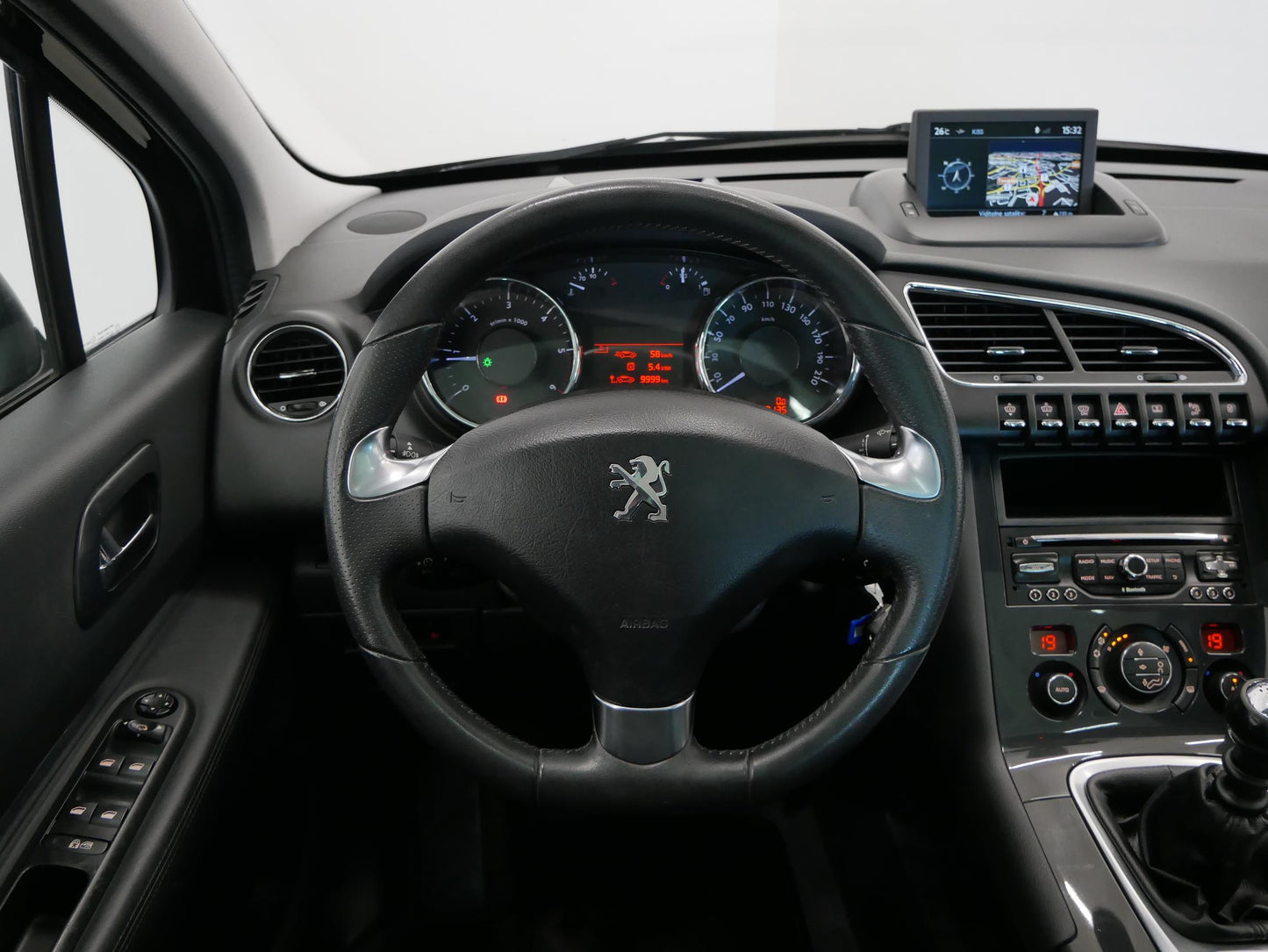 Peugeot 3008 1.6 HDi ALLURE