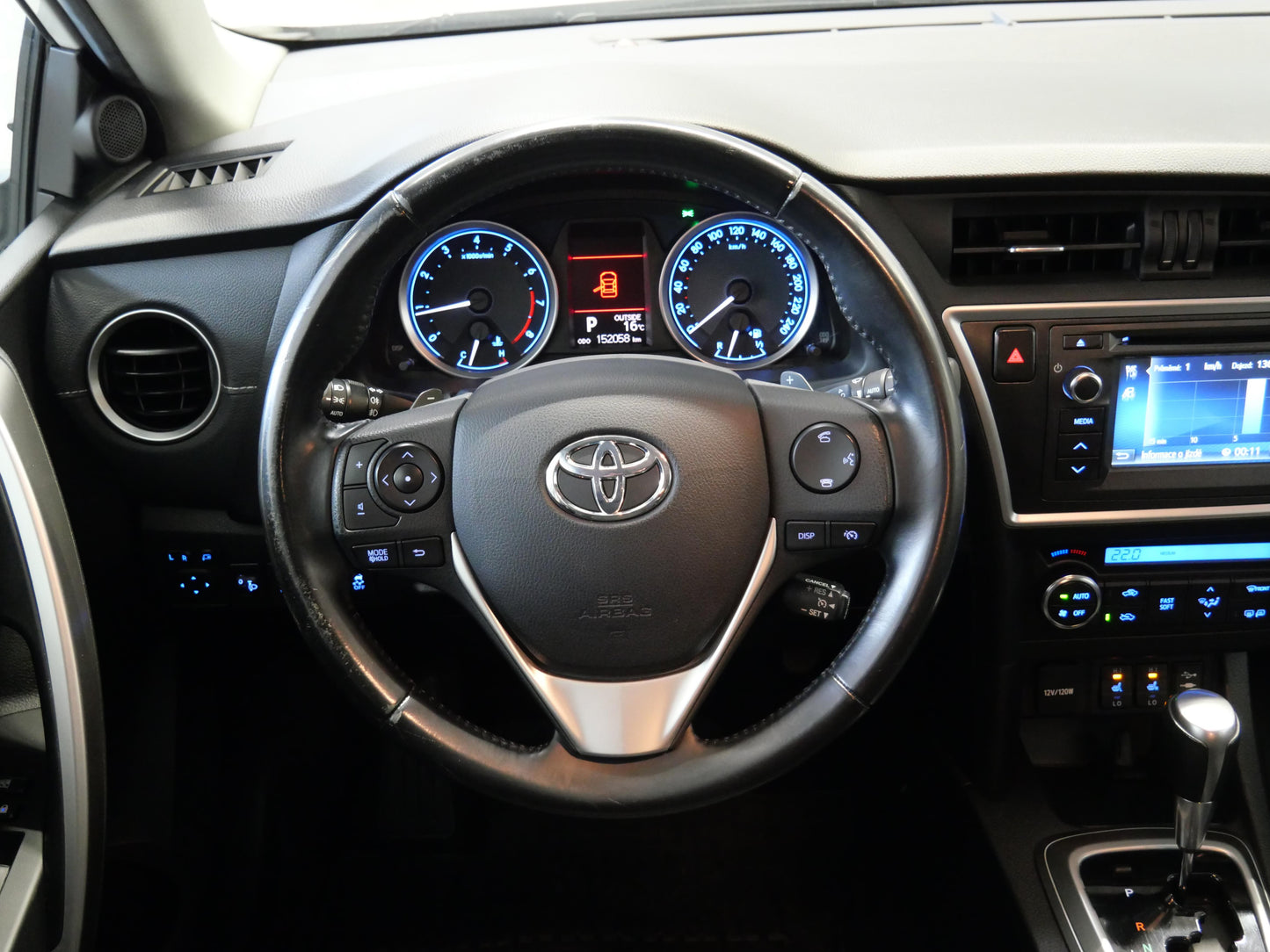 Toyota Auris 1.6i 97 kW Valvematic