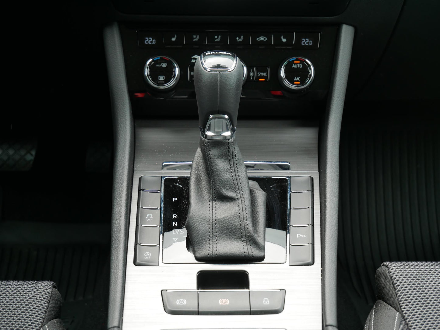 Škoda Superb 2.0 TSI 140 kW Style