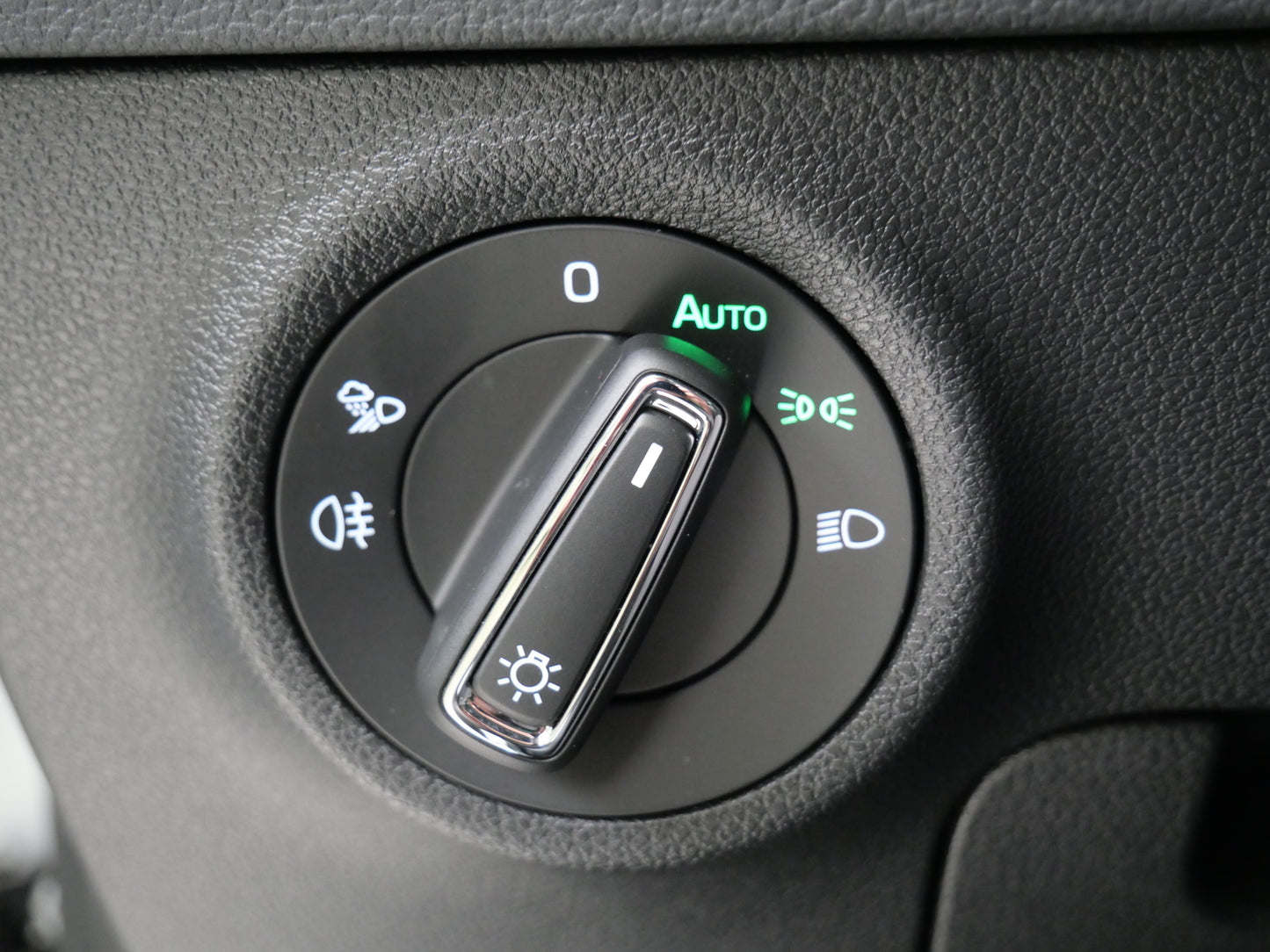 Škoda Karoq 1.5 TSI 110 kW Top Selection
