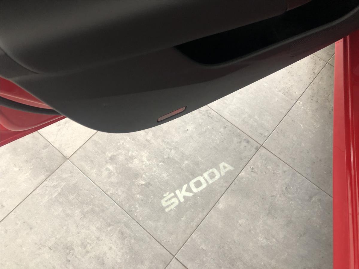 Škoda Octavia 1.5 G-TEC/96 kW/DSG/AMBI+/LED