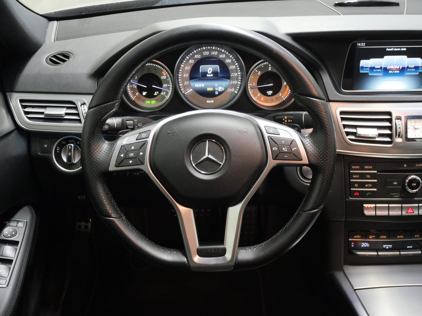 Mercedes-Benz E-Class 220 CDI 125 kW 4 Matic