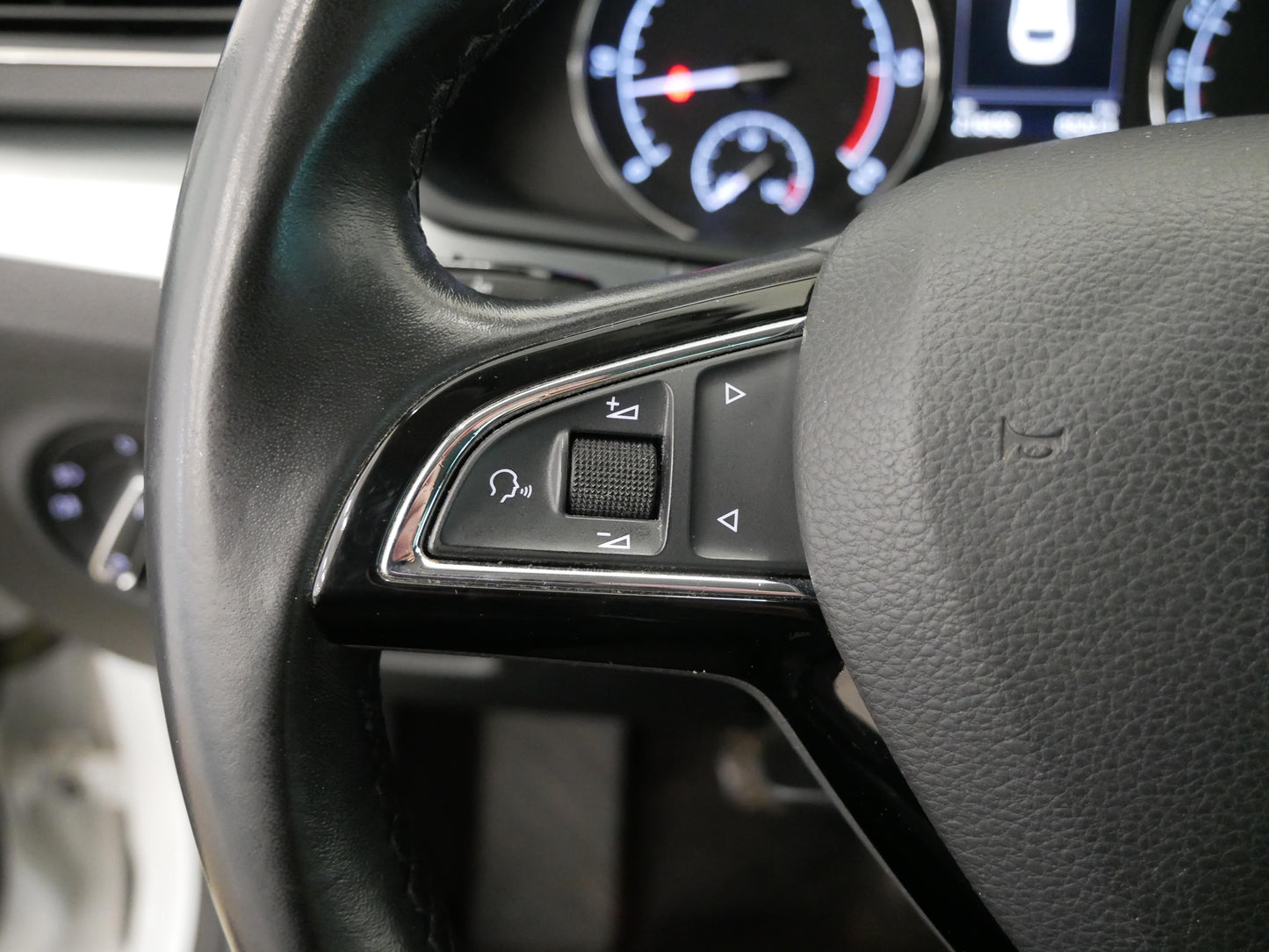 Škoda Superb 1.6 TDI 88 kW Ambition