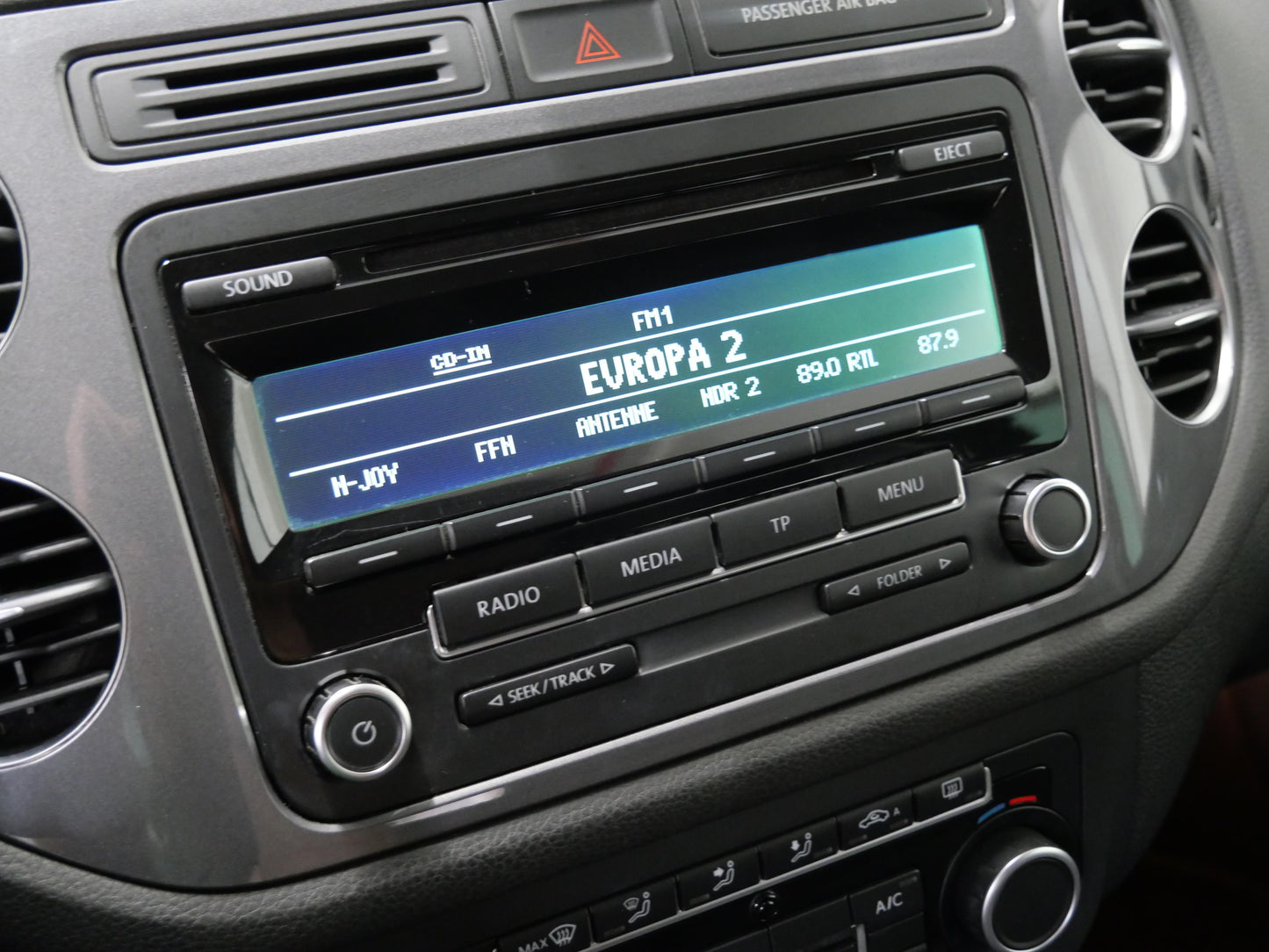 Volkswagen Tiguan 1.4 TSI 90 kW Sport & Style