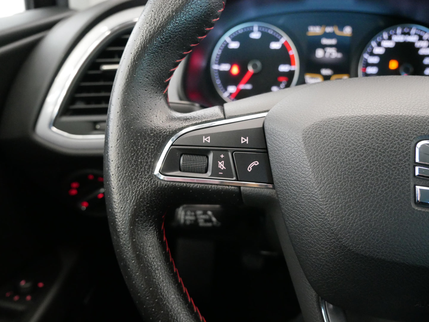 Seat Leon 2.0 TDI 135 kW FR