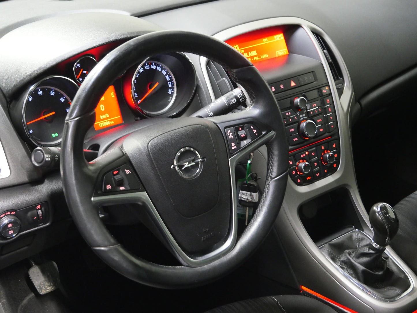 Opel Astra 1.4 T 103 kW Design Edition