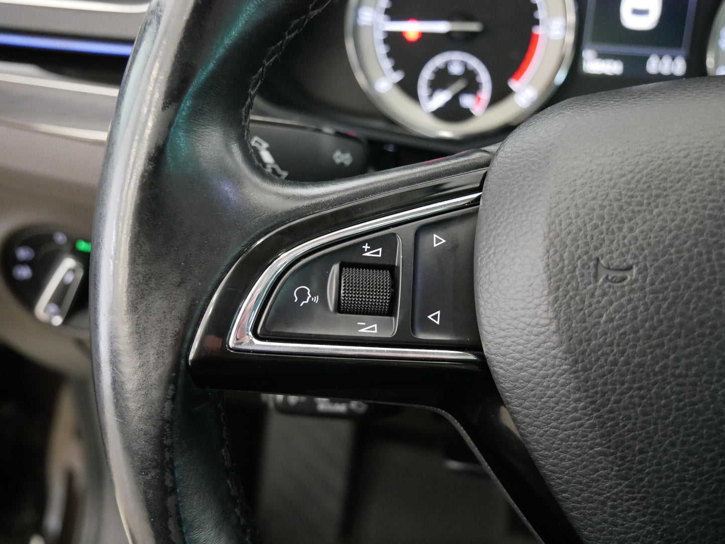 Škoda Superb 2.0 TDI 140 kW 4x4 L&K