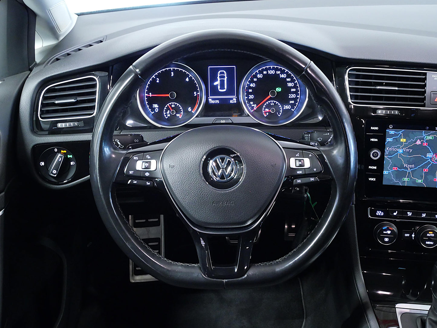 Volkswagen Golf 2.0 TDI 110 kW IQ.DRIVE