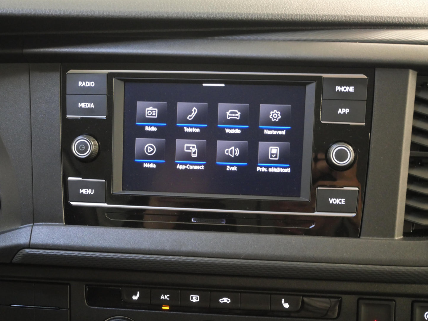 Volkswagen Transporter 2.0 TDI 110 kW Long