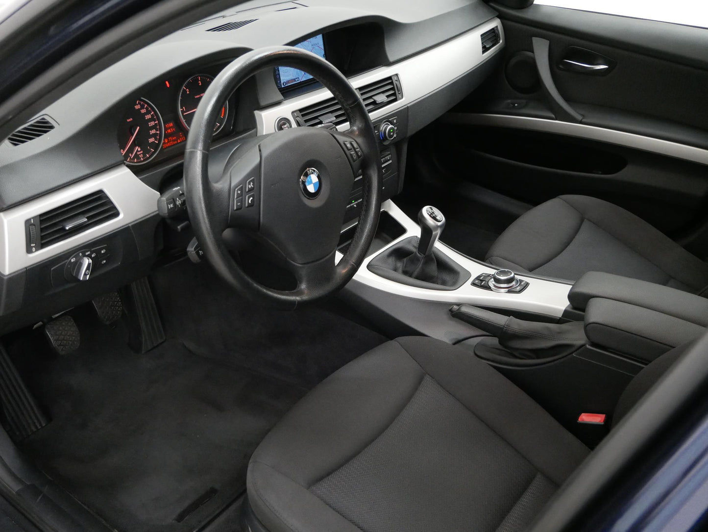 BMW Řada 3 320d Touring 135kW