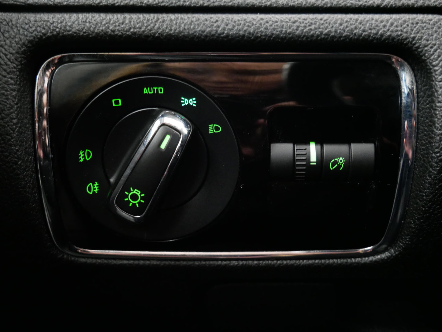 Škoda Superb 2.0 TDI 125 kW 4x4 DSG Ambi