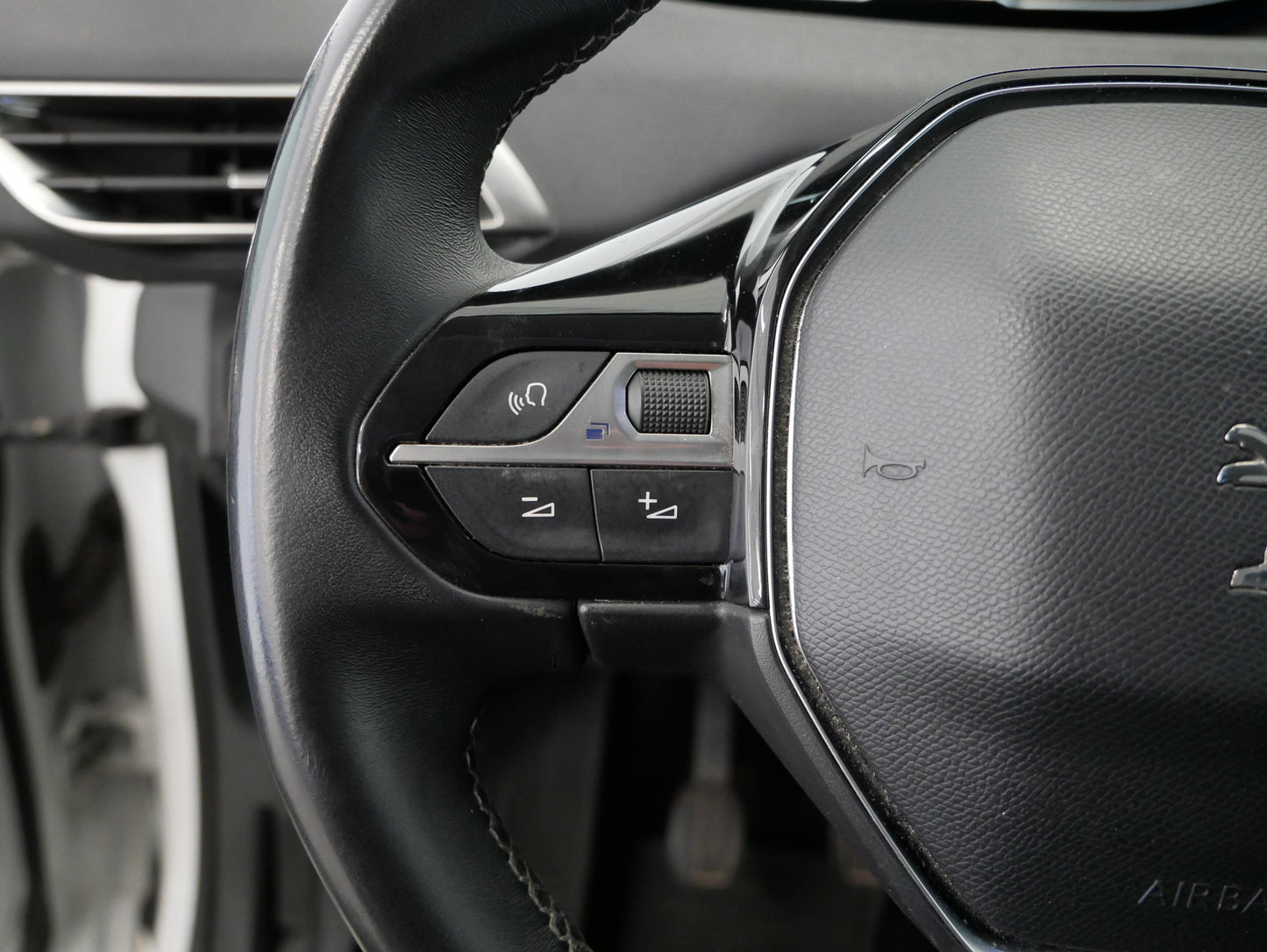 Peugeot 3008 1.5 BlueHDi 96 kW