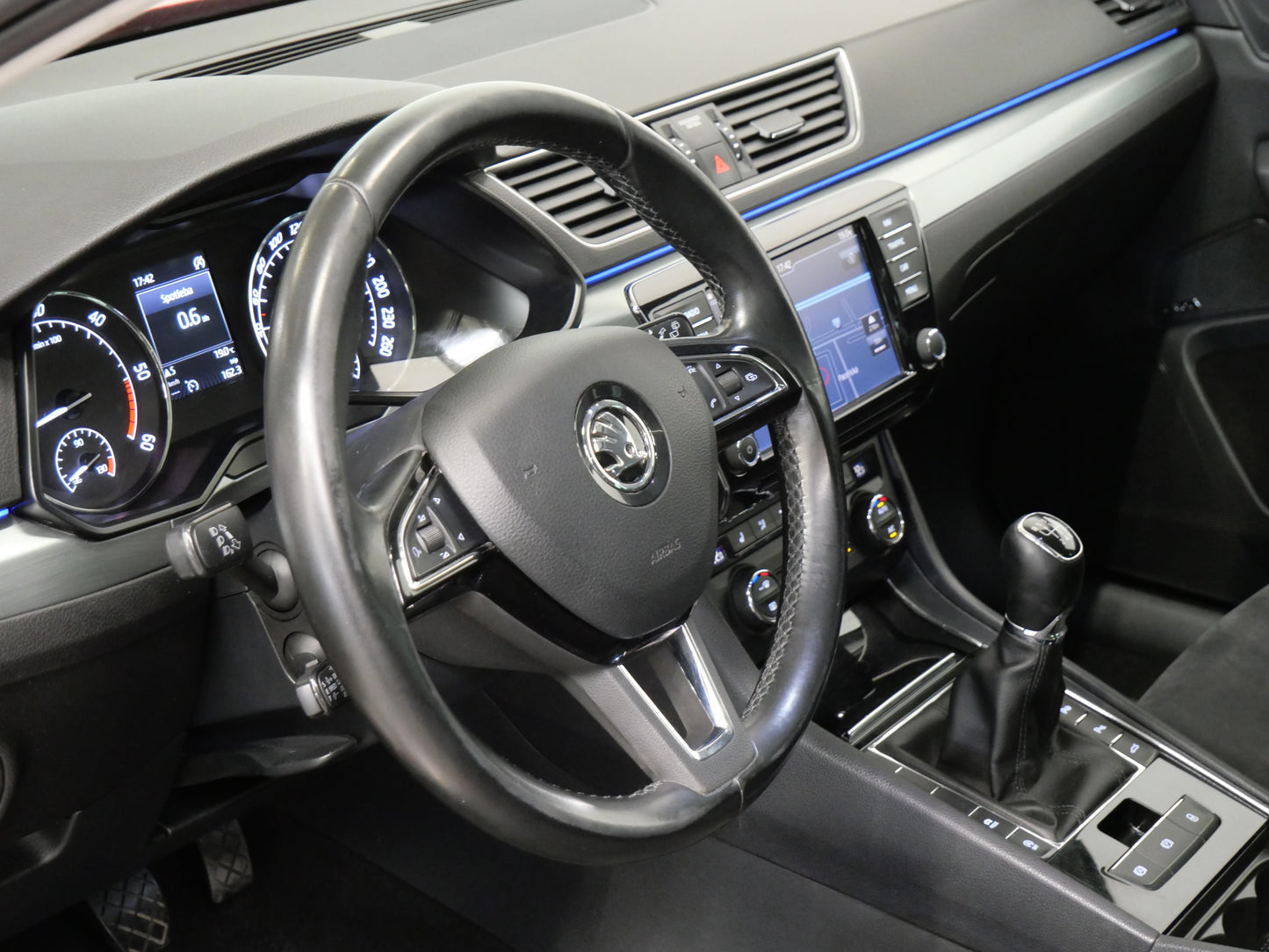 Škoda Superb 2.0 TDI 110 kW Style
