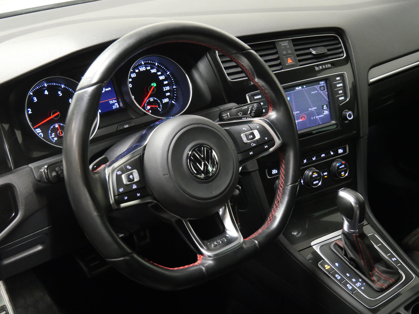 Volkswagen Golf 2.0 TSI 162 kW GTI