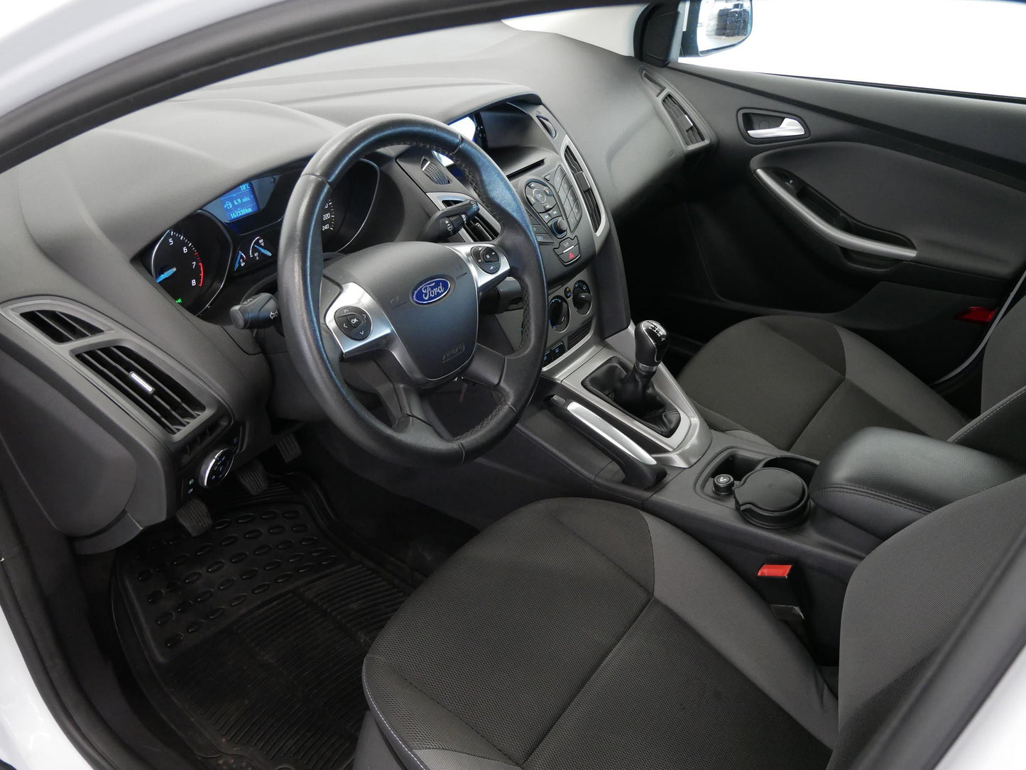 Ford Focus 1.6 Ti-VCT Trend