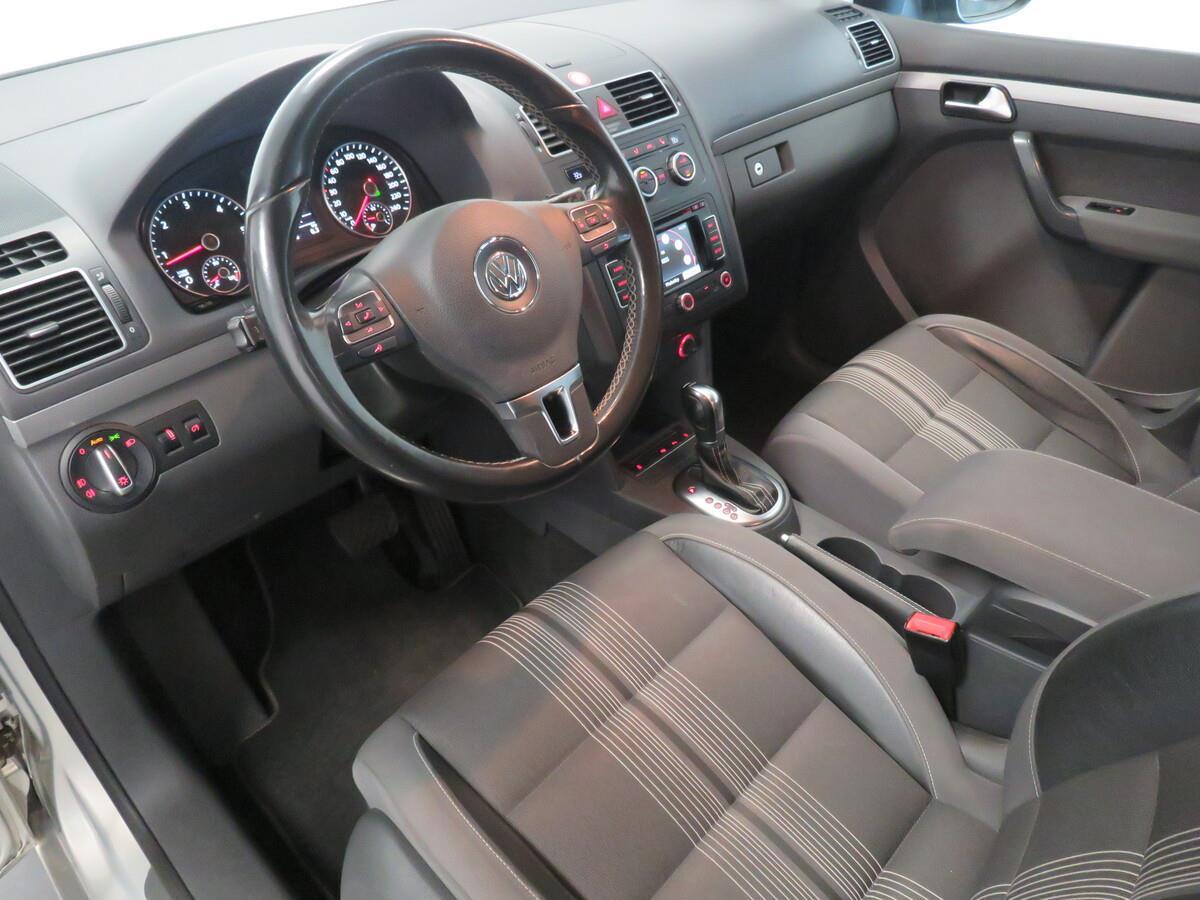 Volkswagen Touran 2.0 TDi 103 kW MATCH