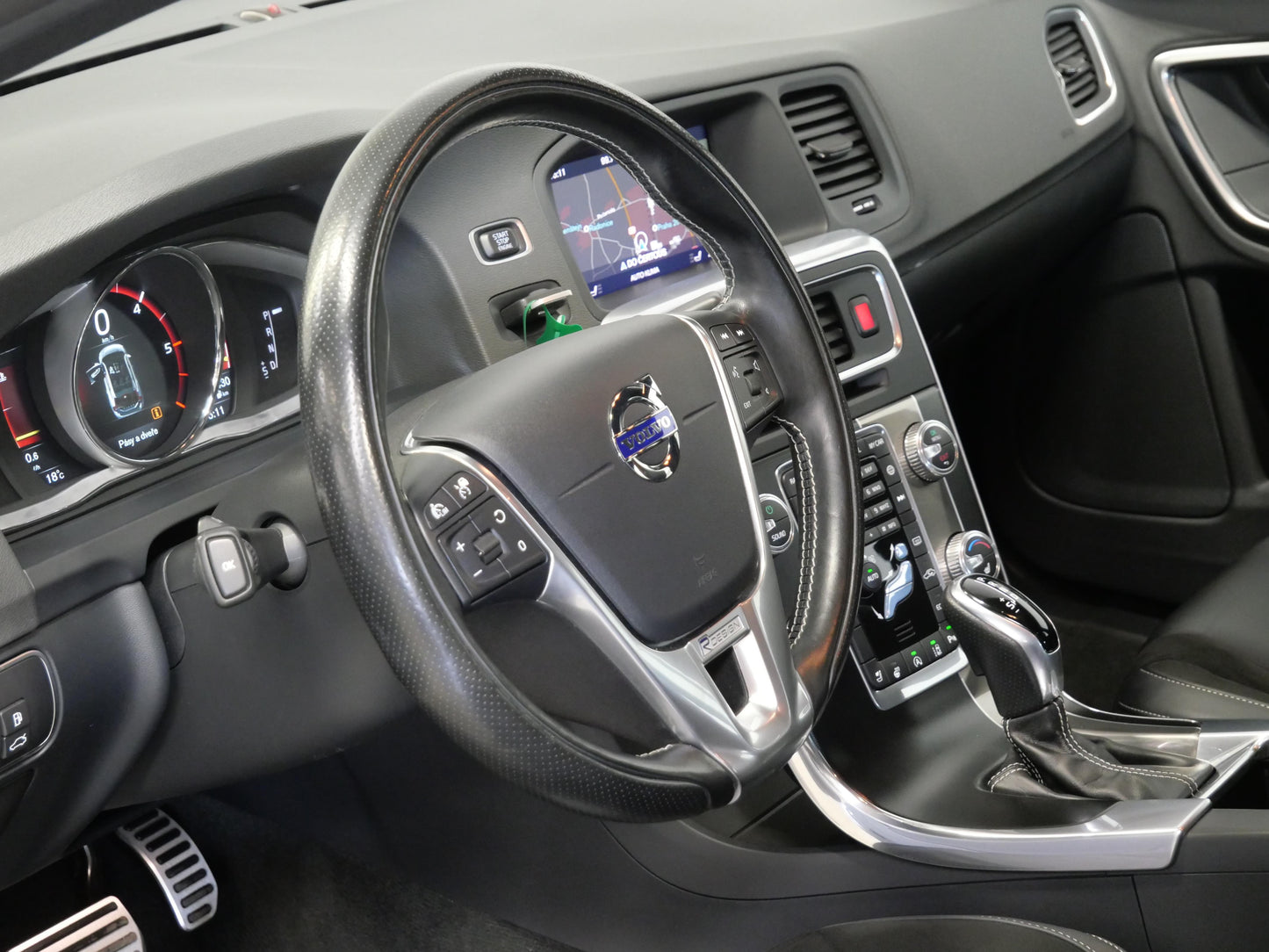 Volvo V60 2.0 D3 110 kW R-Design