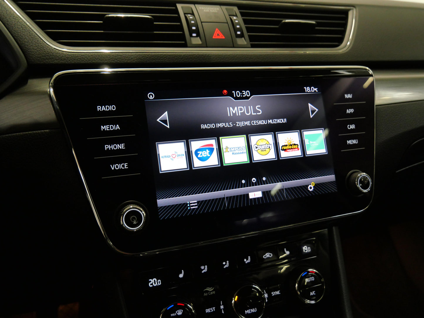 Škoda Superb 2.0 TDI 110 kW Style