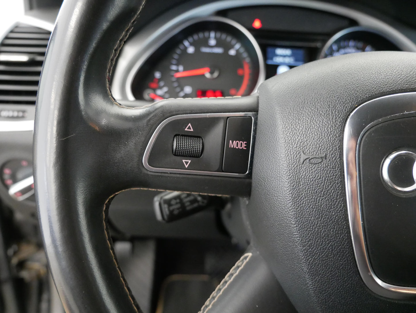 Audi Q7 3.0 TDI V6 176 kW S line