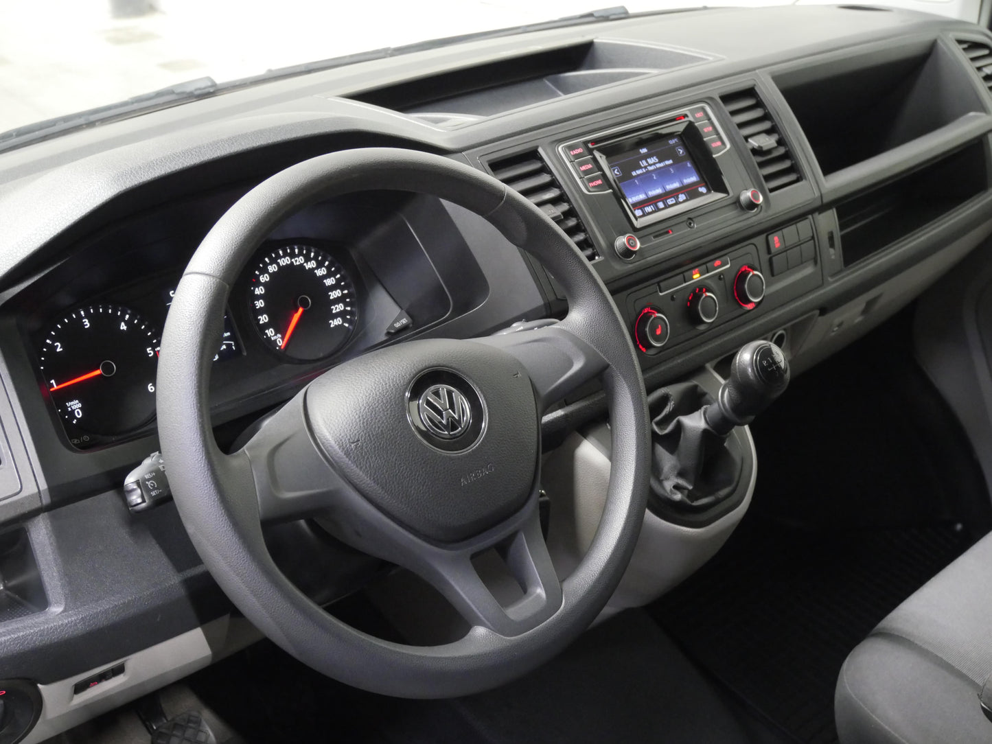 Volkswagen Transporter 2.0 TDI 75 kW KR