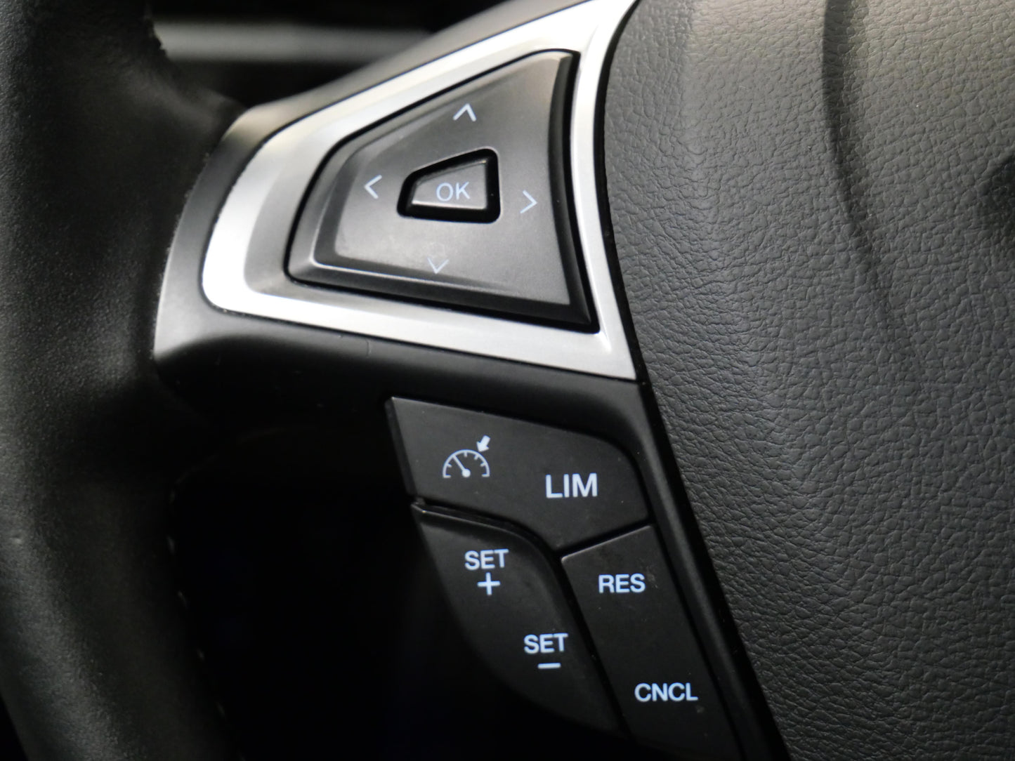 Ford Mondeo 2.0 TDCi 132 kW Titanium