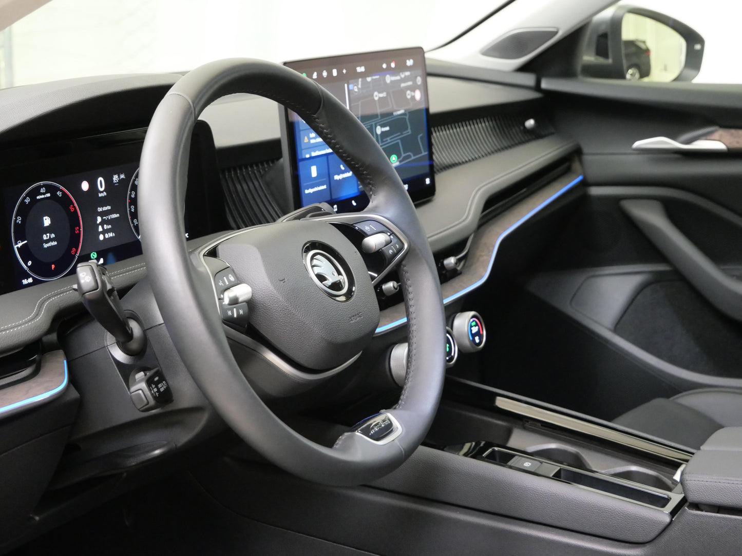 Škoda Superb 2.0 TDI 142 kW L&K