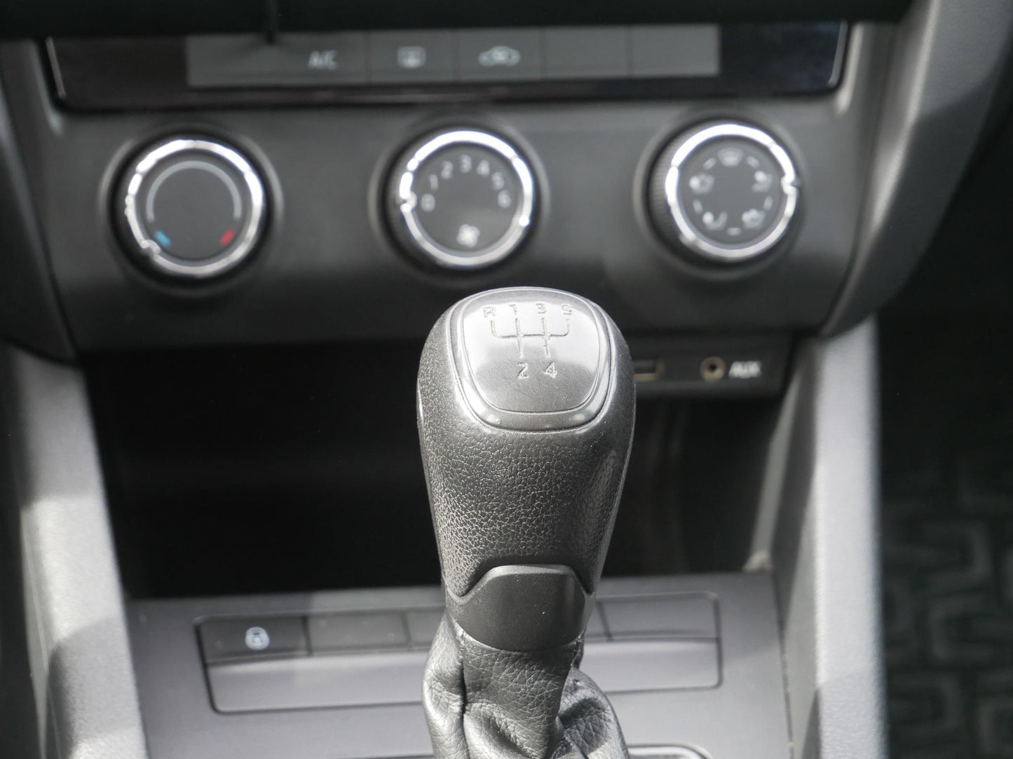 Škoda Octavia 1.6 TDI 66 kW ACTIVE PLUS