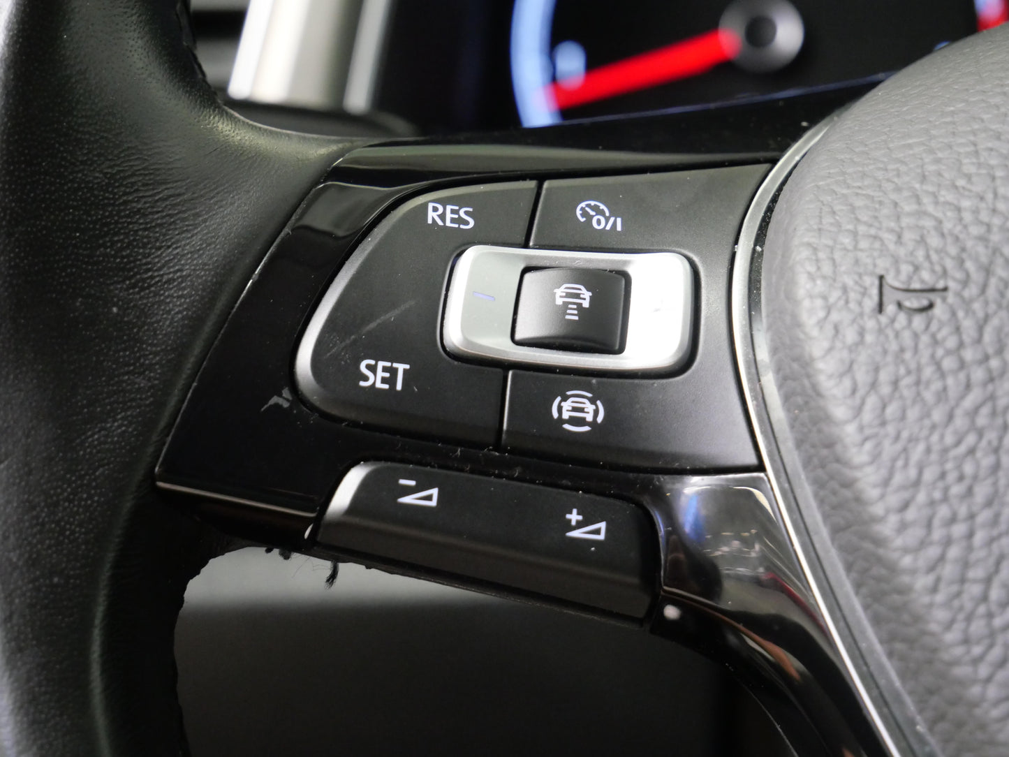 Volkswagen T-Roc 1.5 TSI 110 kW DSG Design