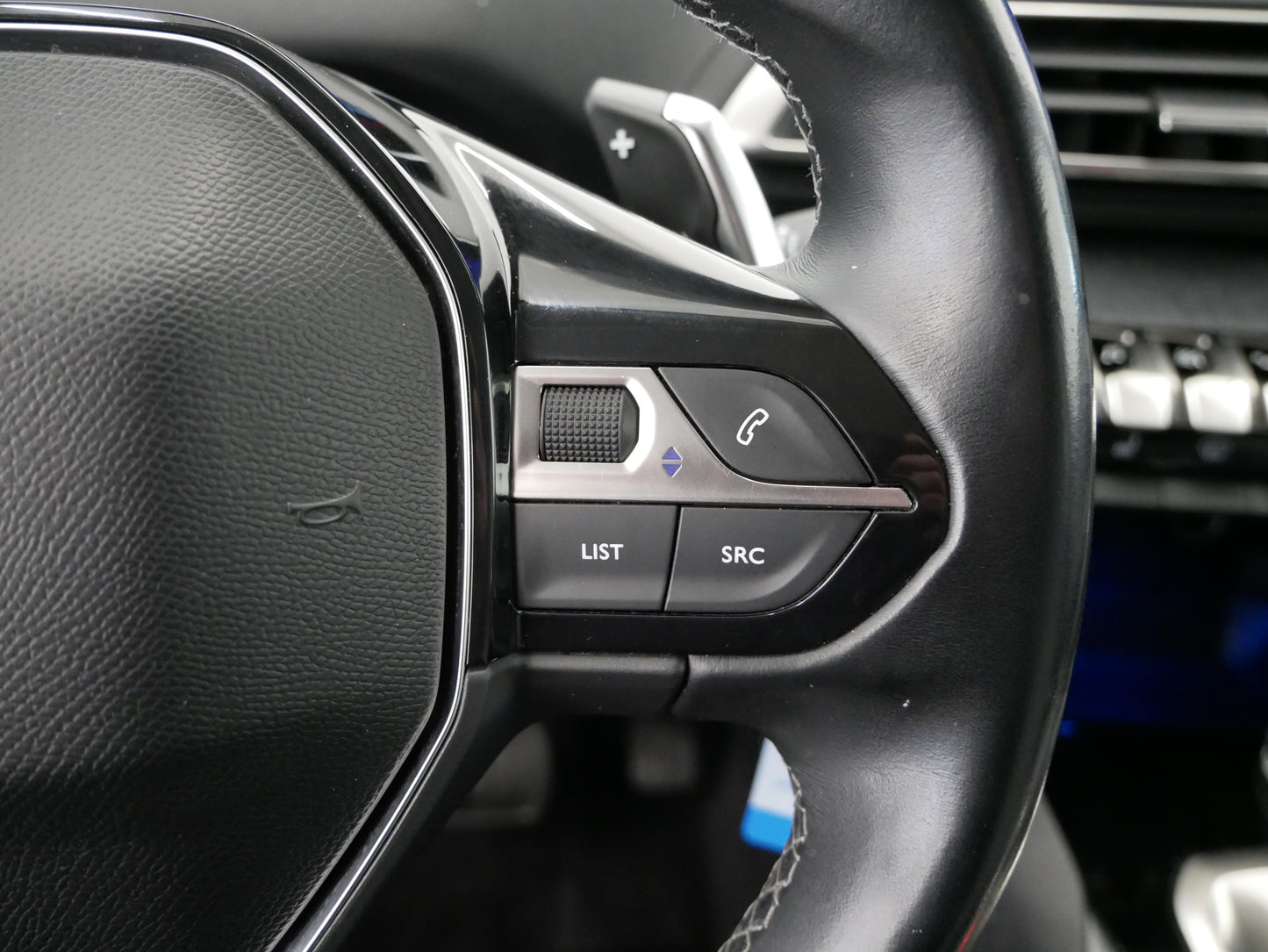 Peugeot 3008 1.2 PureTech 96 kW Allure