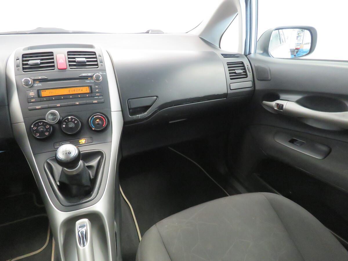 Toyota Auris 1.6 VVT-i 91 kW
