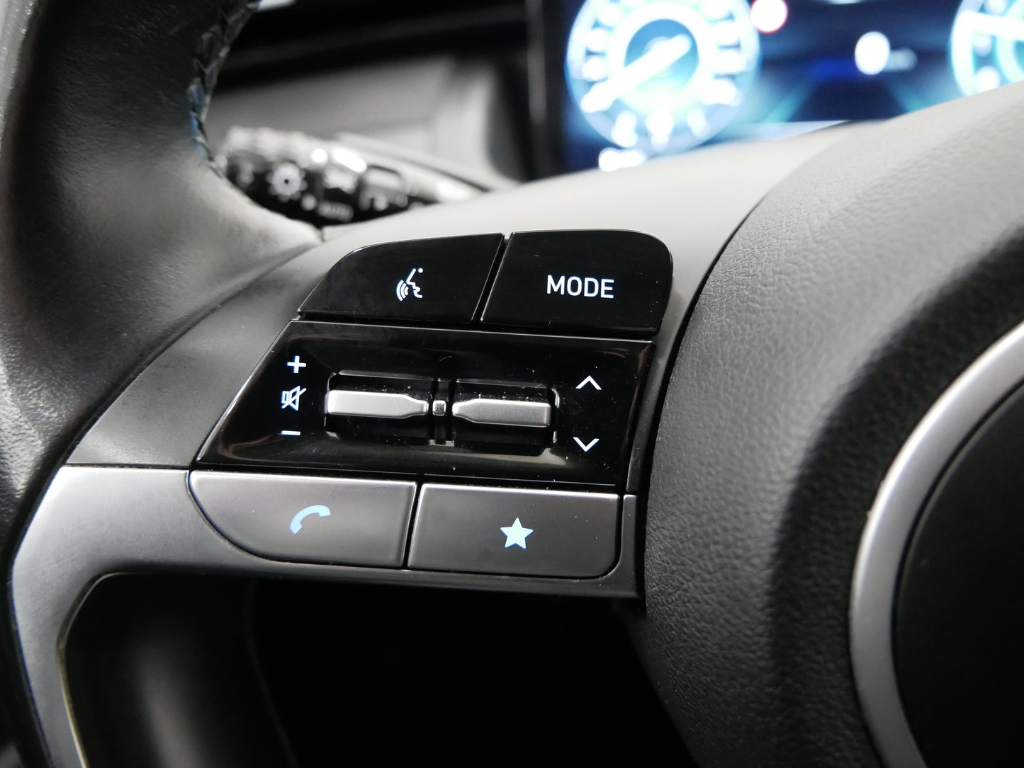 Hyundai Tucson 1.6 T-GDI 132kW MHEV 48V Smart