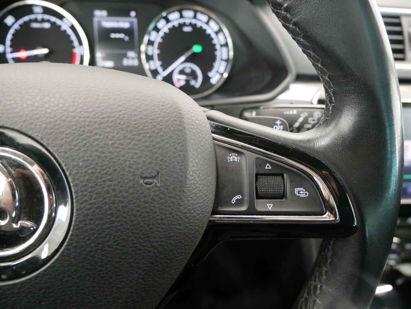 Škoda Superb 2.0 TDI 140 kW Style