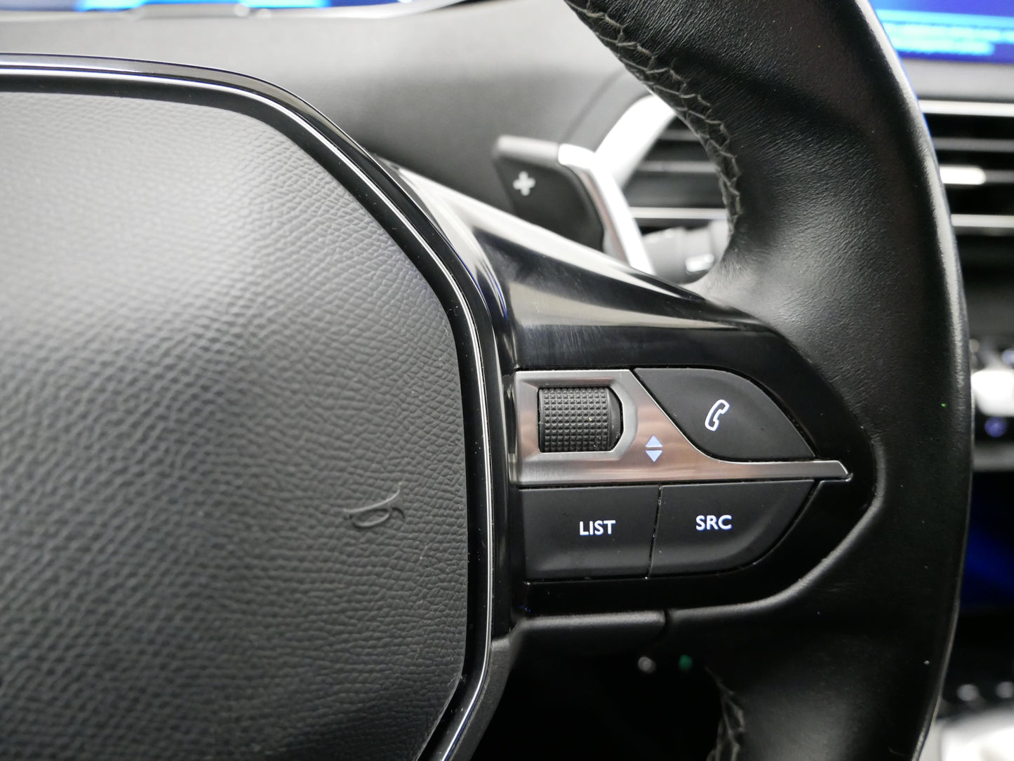 Peugeot 5008 1.2 PureTech 96kW 7 míst