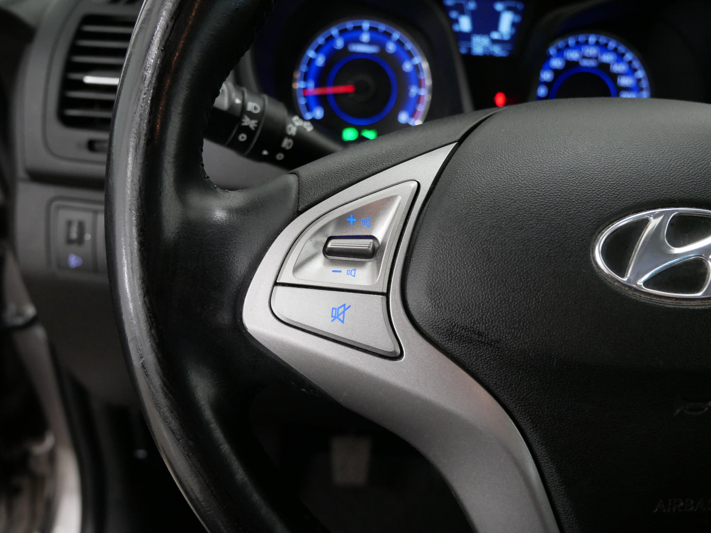 Hyundai ix20 1.4 i 66 kW Trikolor