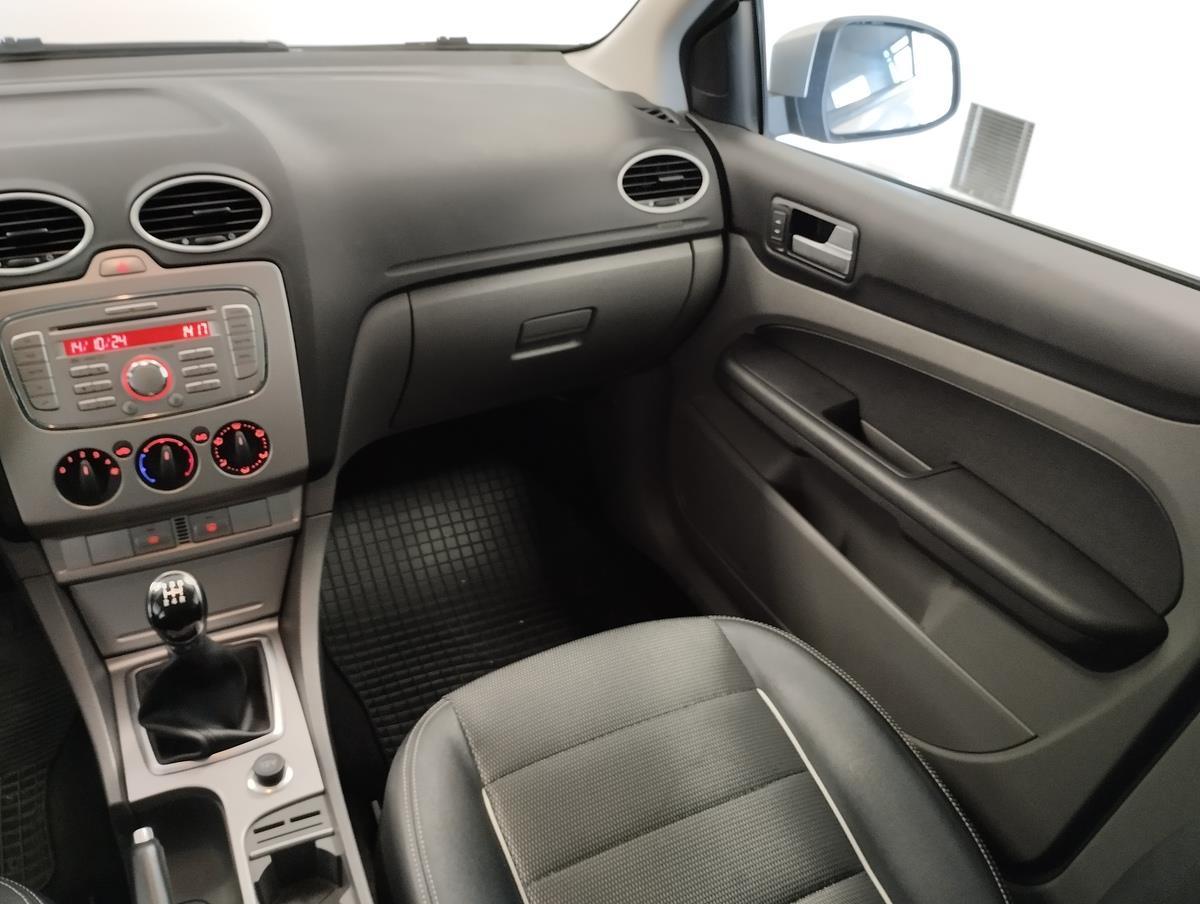 Ford Focus 1.6 16V 74kW