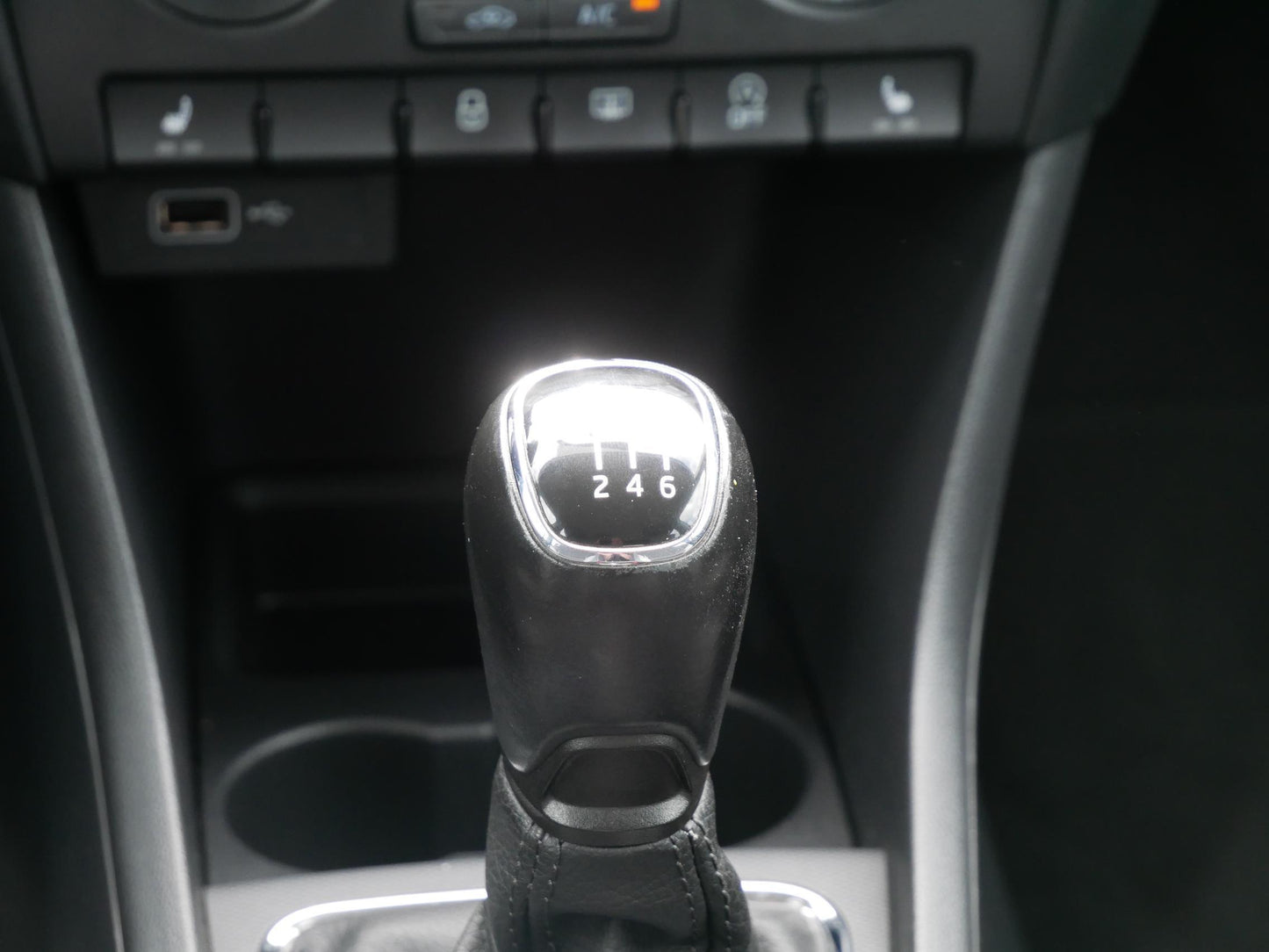 Škoda Rapid 1.0 TSI 81 kW Ambition +