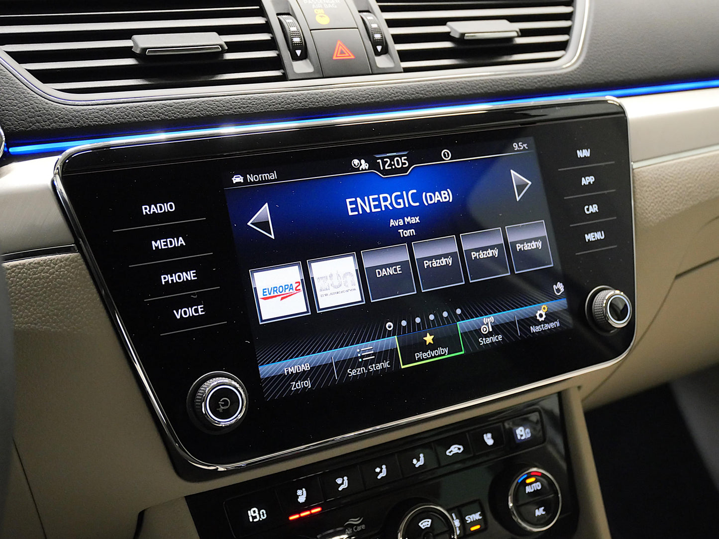 Škoda Superb 2.0 TDI 147 kW L&K 4x4