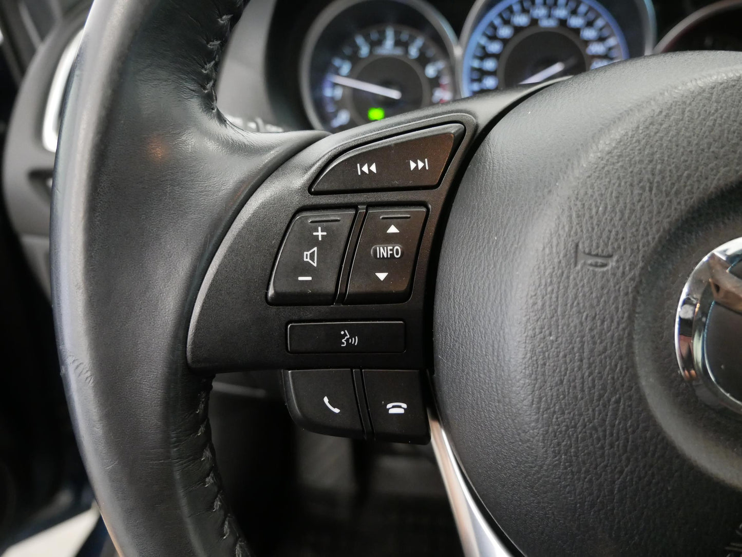 Mazda 6 2.0 Center-line